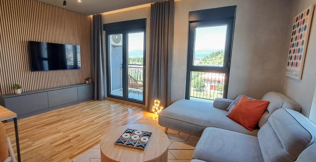 Stylish One Bedroom Apartment Podgorica Luaran gambar